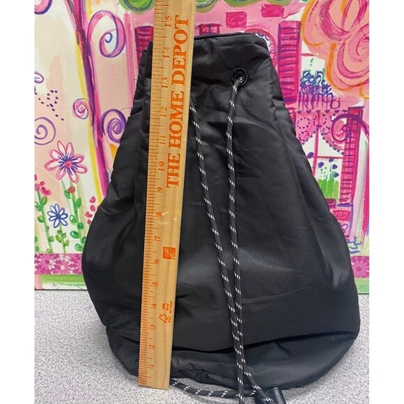 Pink Victoria's Secret Mesh String Knapsack Drawstring Bag Recycled Gym Tote - Picture 6 of 9